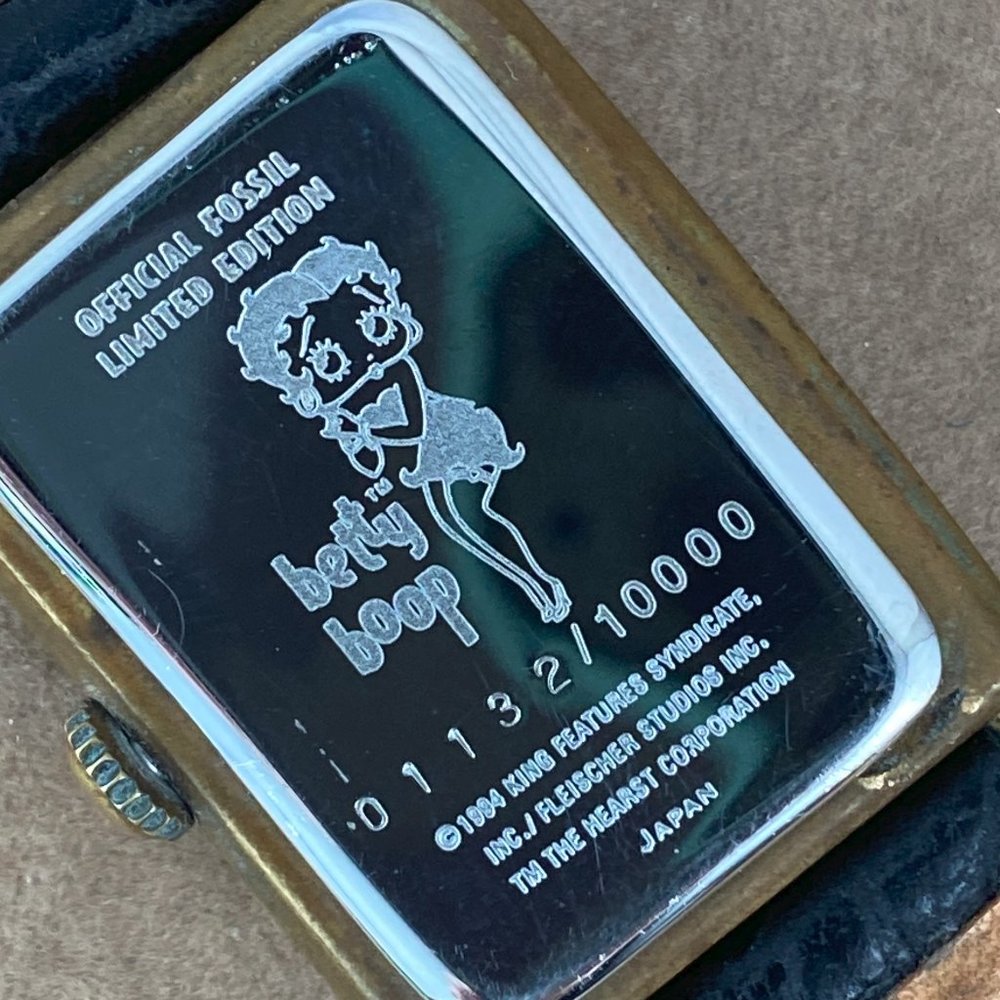Fossil Betty Boop Gold-Tone Rectangular Watch with Cream Dial and Black Strap - Picture 4 of 7